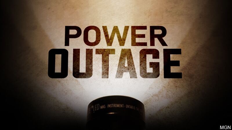 Hundreds without power in Peoria