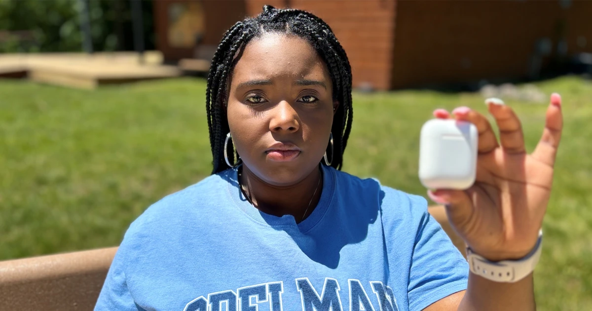 21-Year-Old Woman Files $20 Million Lawsuit for Civil Rights Violations After High School AirPods Theft Accusation