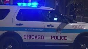 Man Shot Amid South Austin Robbery, Chicago Police Report