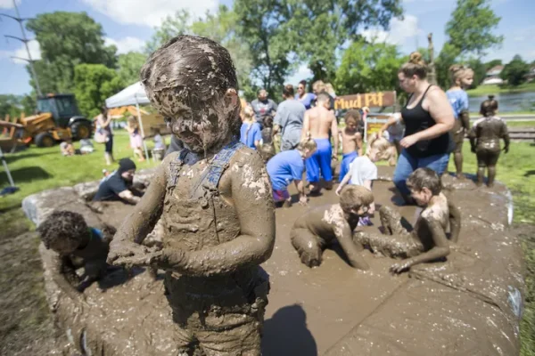 Rockford's Nicholas Conservatory & Gardens Celebrates International Mud Day