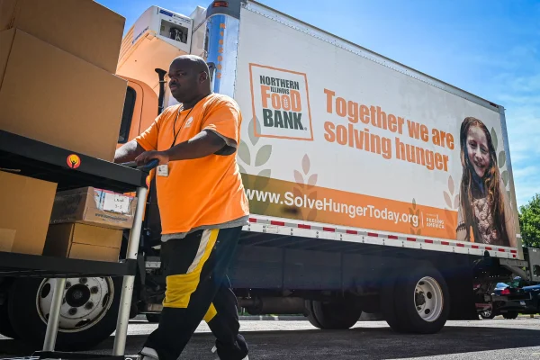 Northern Illinois Food Bank to Provide Thousands of Free Meals to Youth This Summer