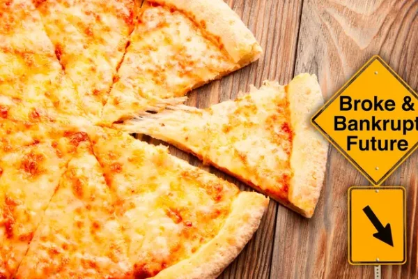 Illinois Pizza Hut Franchise Owner EYM Pizza Files for Bankruptcy, Future Uncertain