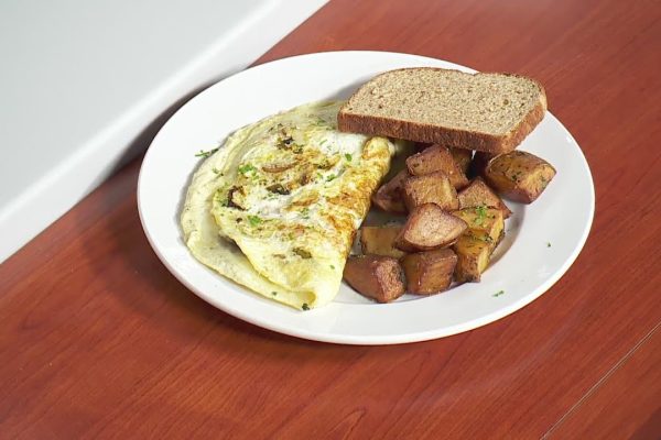 Discover Drew’s on Halsted: Lake View’s Iconic Brunch Spot with Eight Flavors of Mimosas