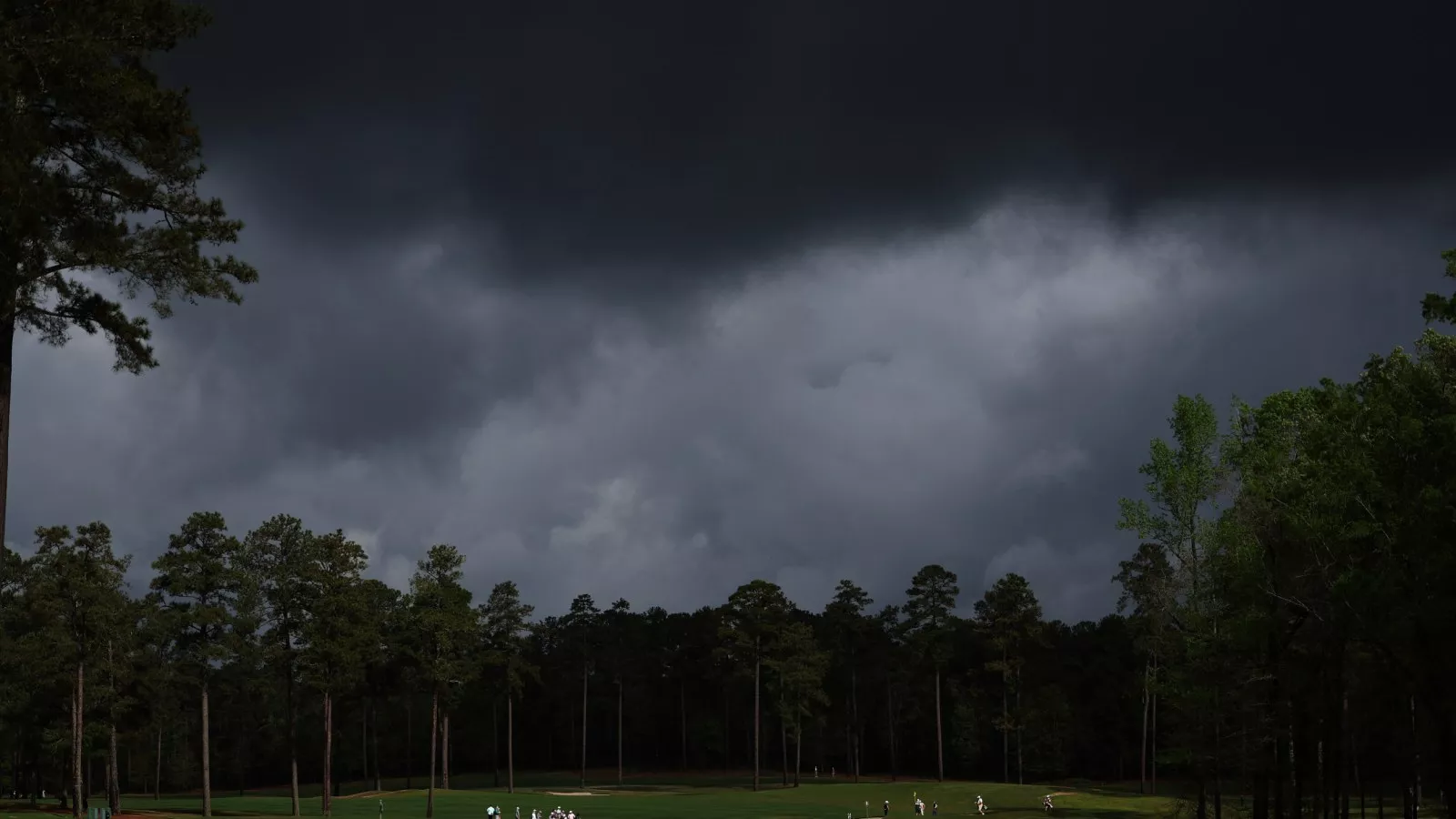 NWS Issues Urgent Tornado Warning for Binghamton - Residents Advised to Take Cover