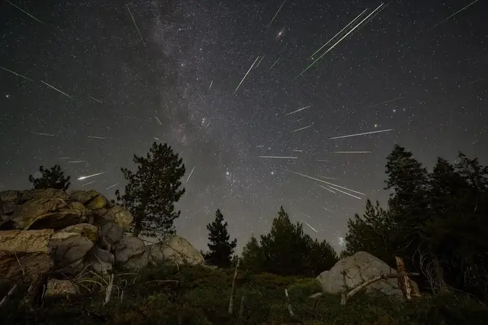 Northern Lights, Perseids, and Planetary Conjunction: A Celestial Trio to Watch This Weekend