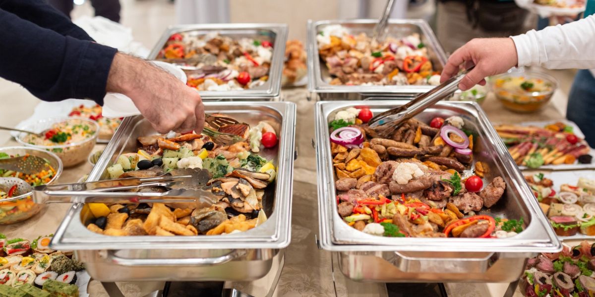 7 Must-try All-you-can-eat Buffets in Wisconsin From Hearty Comfort Foods to Fresh Delights