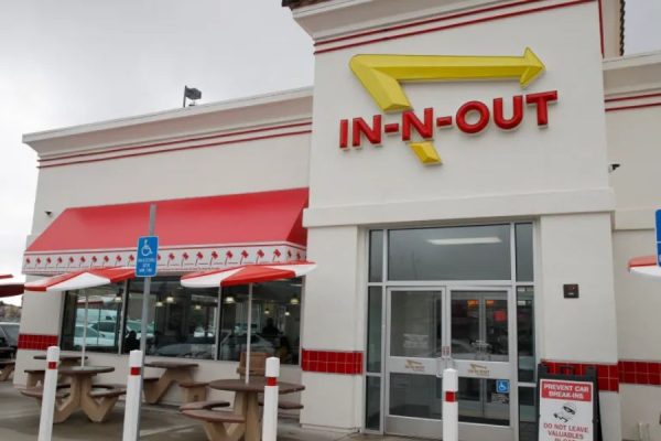 In-N-Out Set to Open New Hayward Location After Closing Iconic Oakland Store