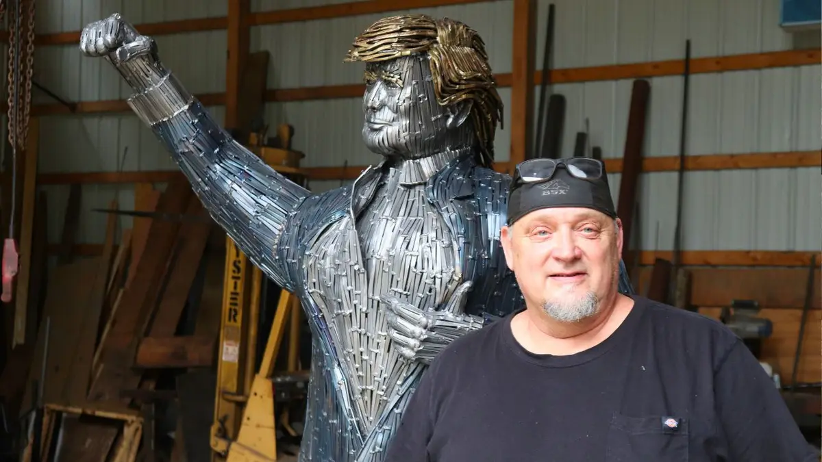 Life-Size Trump Sculpture Made from 4,000 Nails Unveiled by Butler Artist Bill Secunda