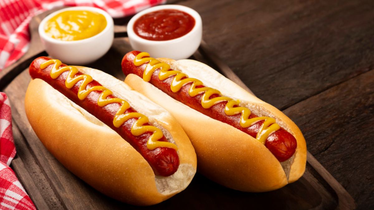 Top 5 Must-Try Hot Dog Joints in Illinois