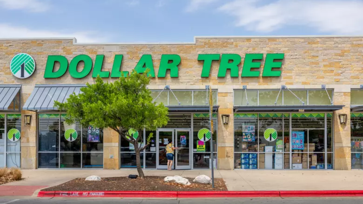 Why You Should Think Twice Before Buying These Items at Dollar Stores in Illinois