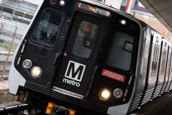 Metro’s Latest Contract Balances Worker Protections, Accountability, and Cost Controls