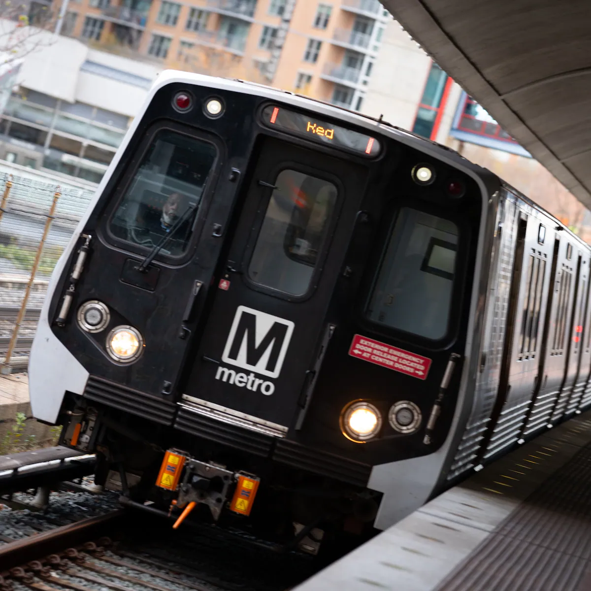 Metro’s Latest Contract Balances Worker Protections, Accountability, and Cost Controls