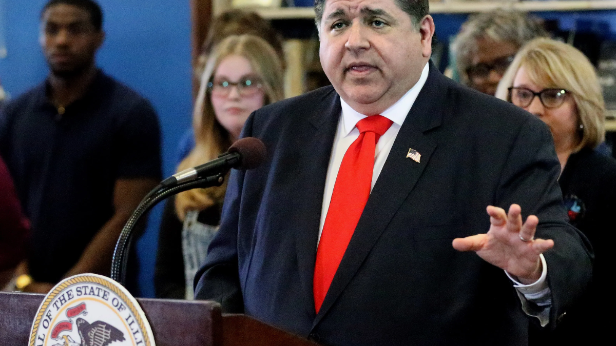 Illinois Governor JB Pritzker Headlines Polk County Democrats' Steak Fry in Des Moines