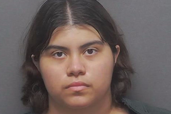 21-Year-Old Texas Woman Arrested for Stabbing Mother to Death