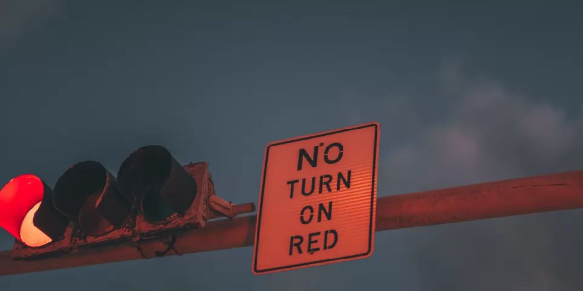 Updated Wyoming Traffic Law How Right Turns at Red Lights Are Changing